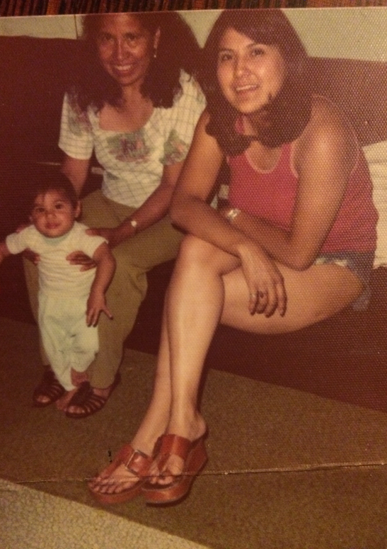 casey-cardoso-baby-with-mother-grandmother-lg